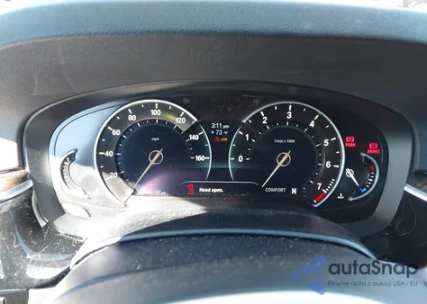 2019 BMW 540I z USA, uszkodzony, nr VIN WBAJE5C5XKWW37033